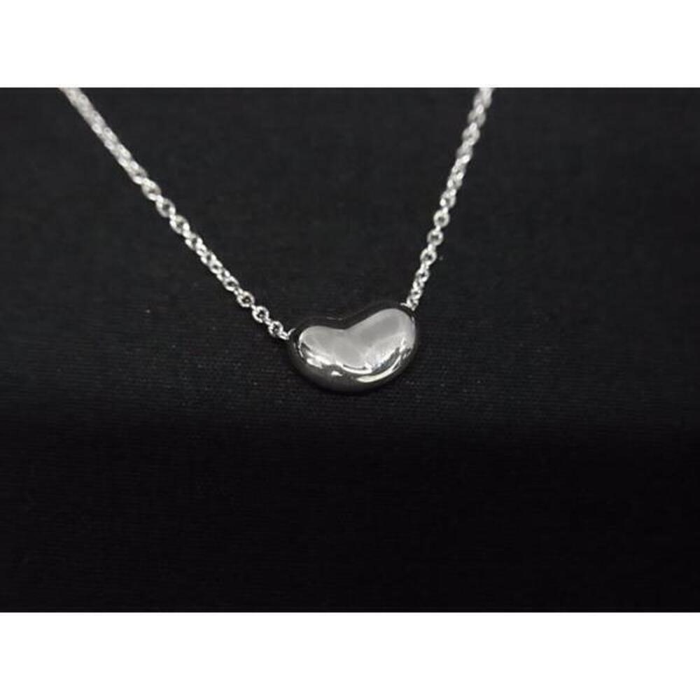 TIFFANY Co Elsa Peretti Bean necklace silver